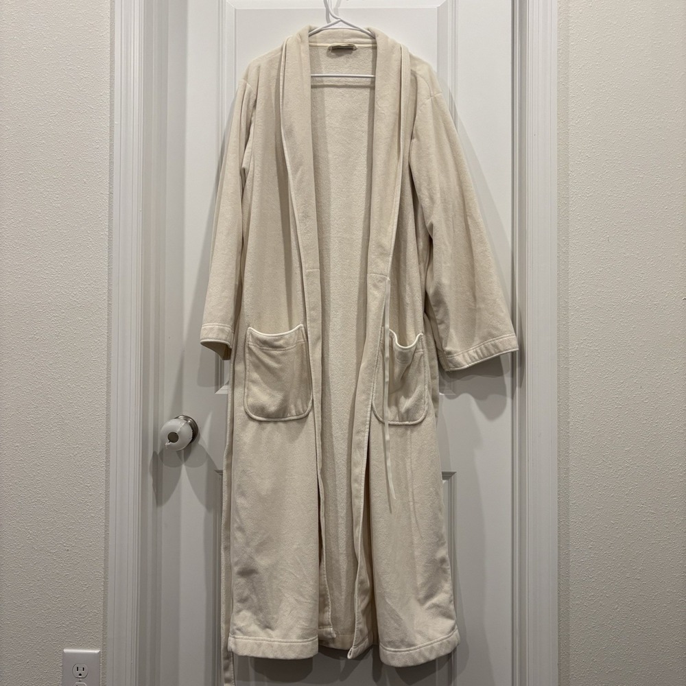 Pottery Barn Women's Robe Bathrobe XL‎ Fleece Ivory White Trim Cozy Soft Robe